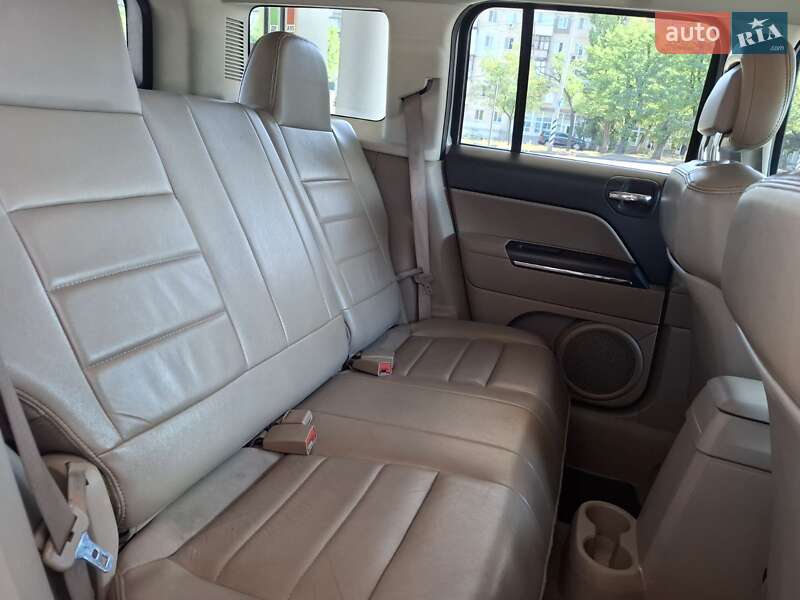 Внедорожник / Кроссовер Jeep Patriot 2011 в Николаеве