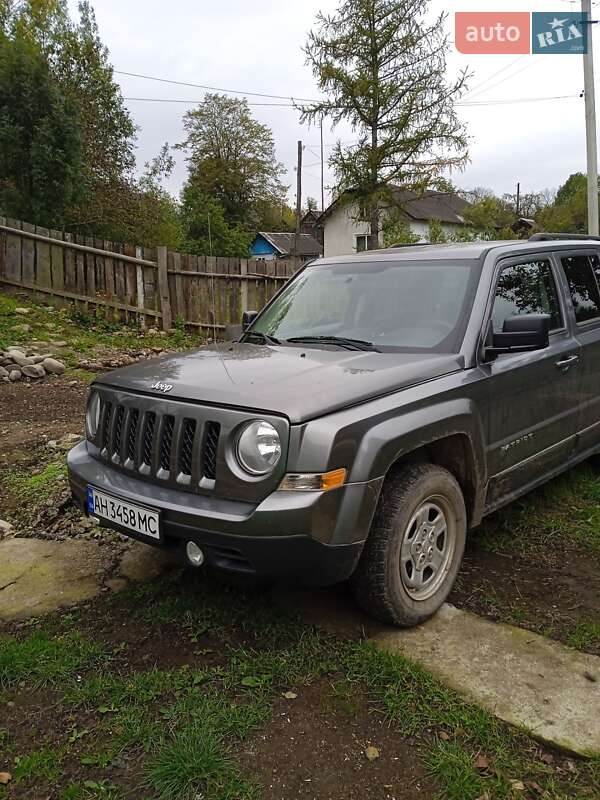 Позашляховик / Кросовер Jeep Patriot 2013 в Івано-Франківську