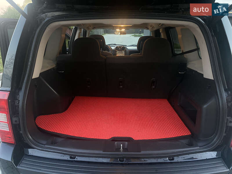 Позашляховик / Кросовер Jeep Patriot 2014 в Івано-Франківську