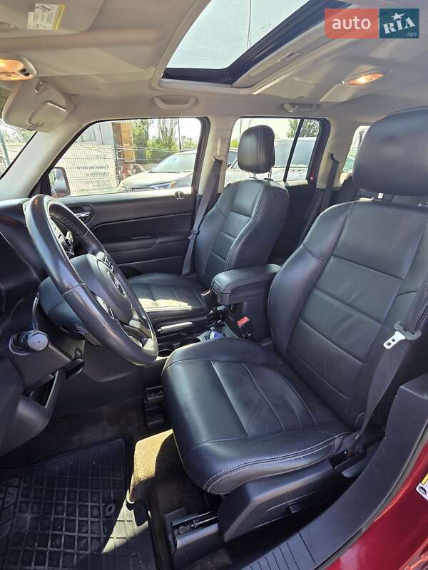 Позашляховик / Кросовер Jeep Patriot 2015 в Запоріжжі фото 14 Позашляховик / Кросовер Jeep Patriot 2015 в Запоріжжі