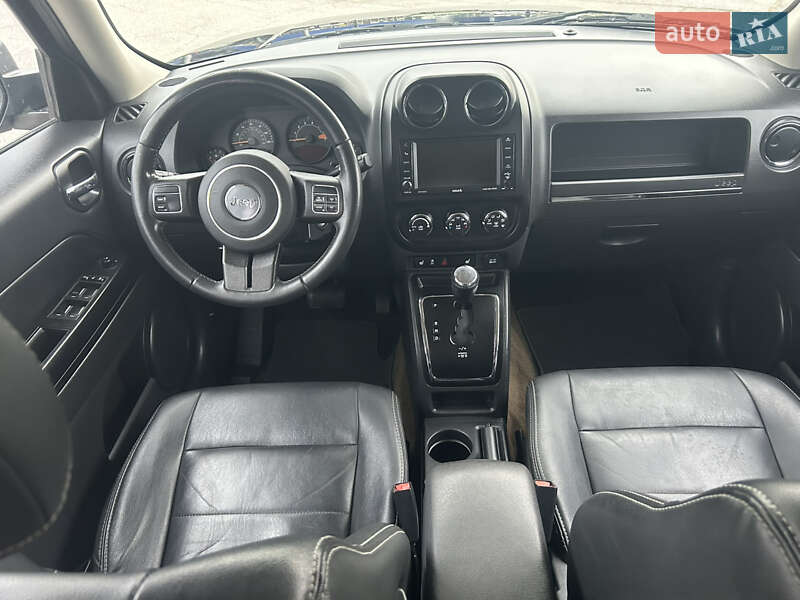 Позашляховик / Кросовер Jeep Patriot 2016 в Дніпрі