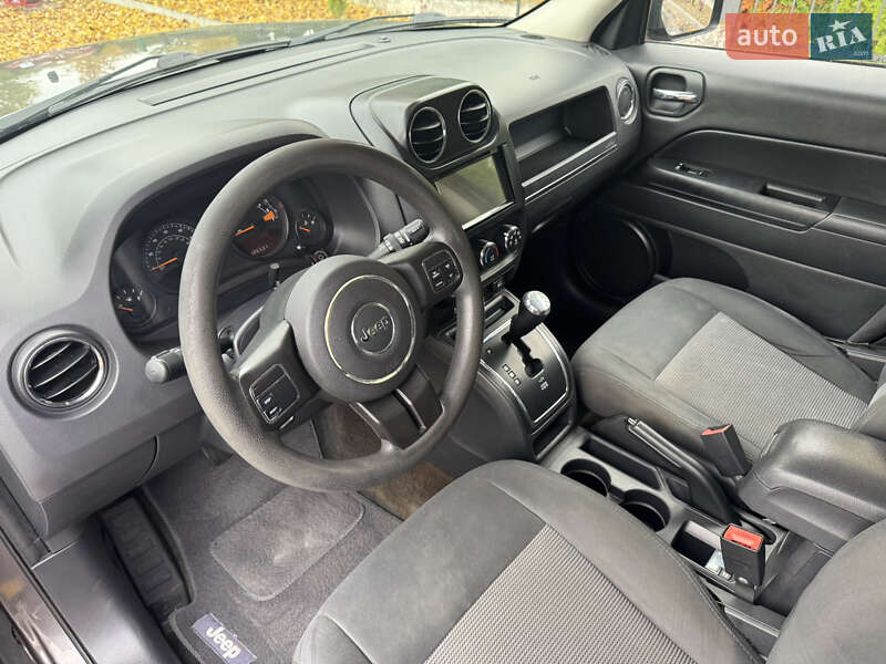 Внедорожник / Кроссовер Jeep Patriot 2015 в Львове