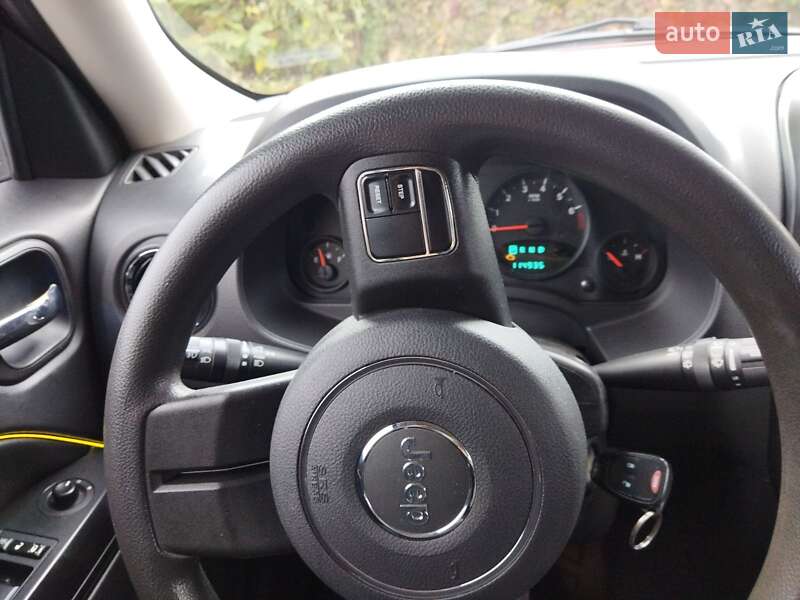 Внедорожник / Кроссовер Jeep Patriot 2011 в Одессе