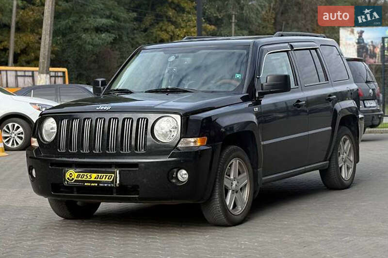 Позашляховик / Кросовер Jeep Patriot 2010 в Чернівцях фото 3 Позашляховик / Кросовер Jeep Patriot 2010 в Чернівцях