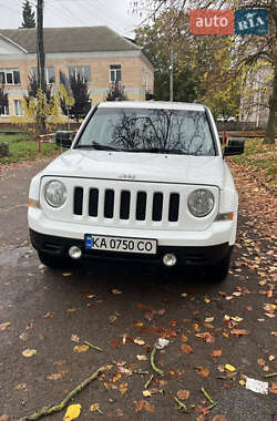 Позашляховик / Кросовер Jeep Patriot 2013 в Коростишеві
