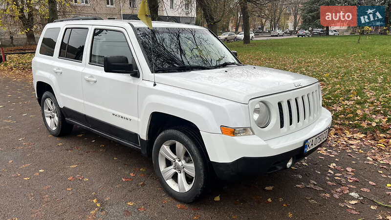 Позашляховик / Кросовер Jeep Patriot 2013 в Коростишеві