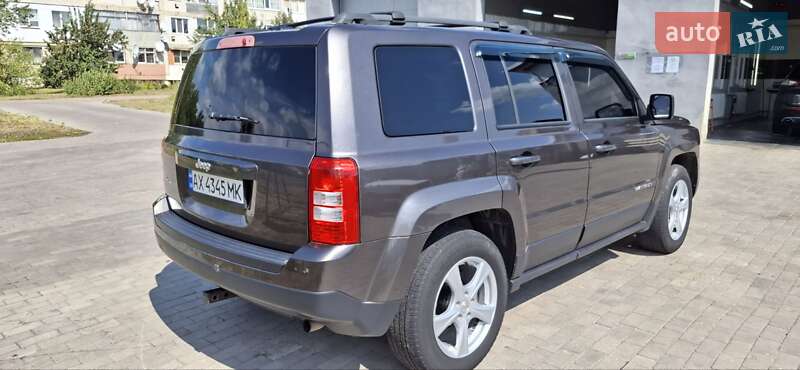 Внедорожник / Кроссовер Jeep Patriot 2015 в Новой Водолаге фото 8 Внедорожник / Кроссовер Jeep Patriot 2015 в Новой Водолаге