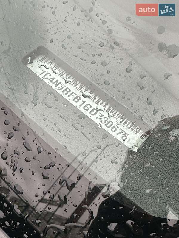 Внедорожник / Кроссовер Jeep Patriot 2016 в Сумах