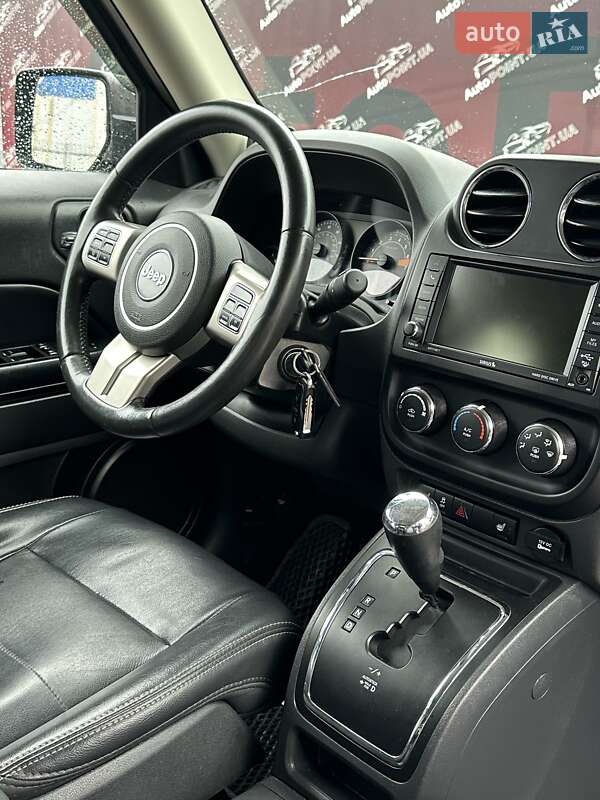 Внедорожник / Кроссовер Jeep Patriot 2016 в Сумах