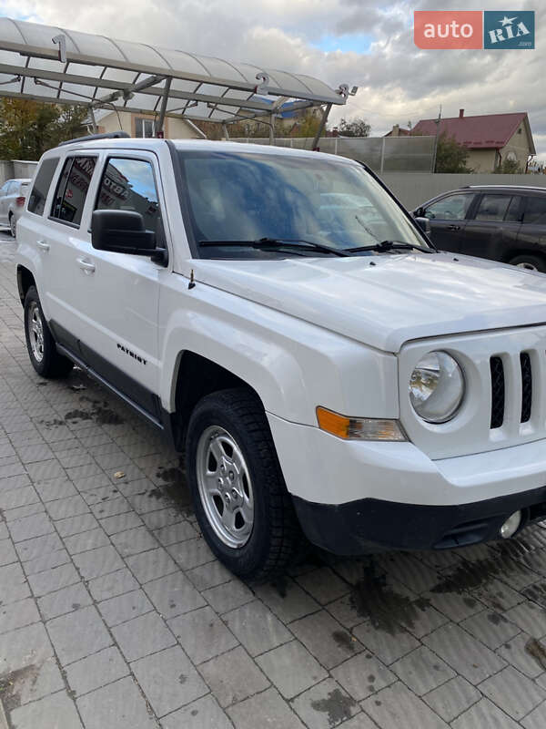 Внедорожник / Кроссовер Jeep Patriot 2016 в Тернополе