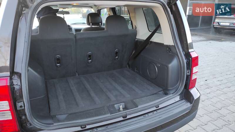 Позашляховик / Кросовер Jeep Patriot 2013 в Хмельницькому