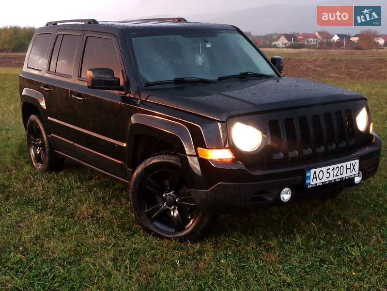 Внедорожник / Кроссовер Jeep Patriot 2014 в Иршаве