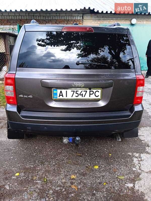 Позашляховик / Кросовер Jeep Patriot 2015 в Жашківу