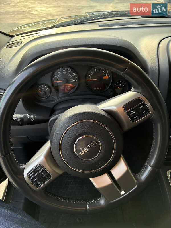 Внедорожник / Кроссовер Jeep Patriot 2015 в Белой Церкви фото 9 Внедорожник / Кроссовер Jeep Patriot 2015 в Белой Церкви
