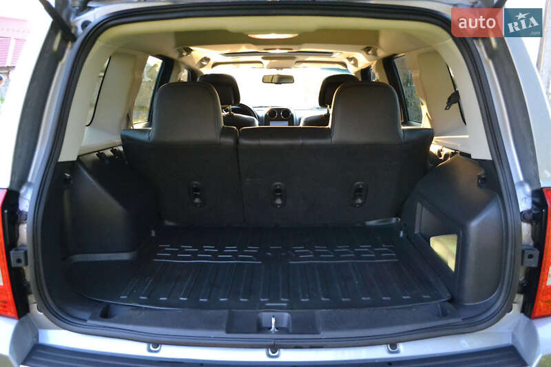 Внедорожник / Кроссовер Jeep Patriot 2016 в Самборе