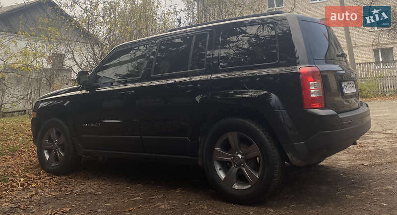 Позашляховик / Кросовер Jeep Patriot 2013 в Житомирі