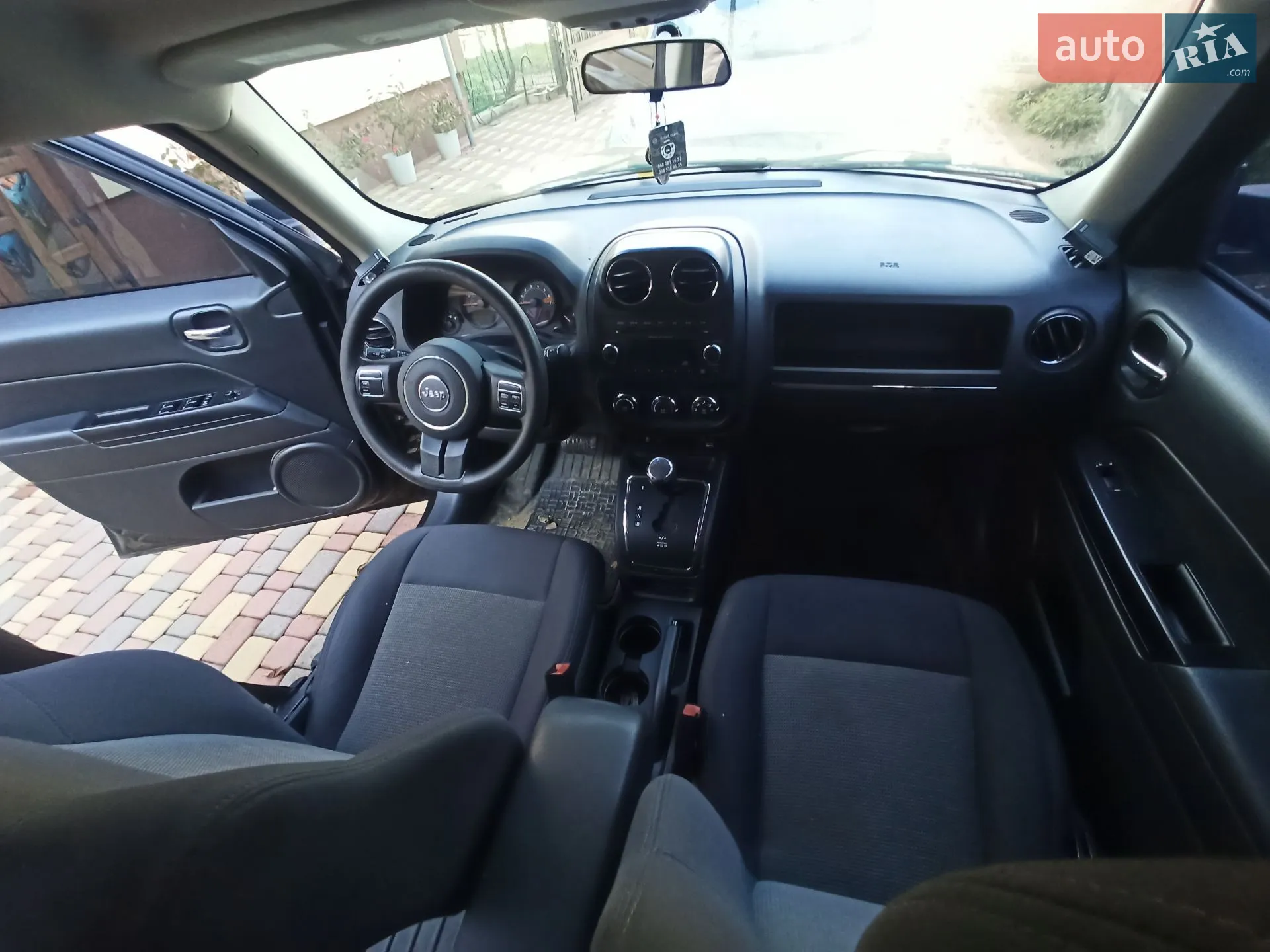 2014 Jeep Liberty (Patriot) - мініатюра 17
