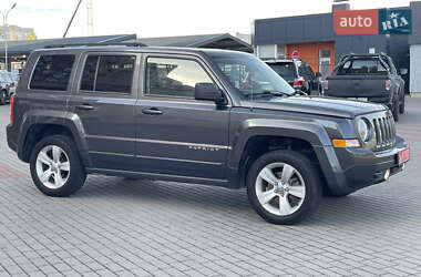 Позашляховик / Кросовер Jeep Patriot 2015 в Житомирі