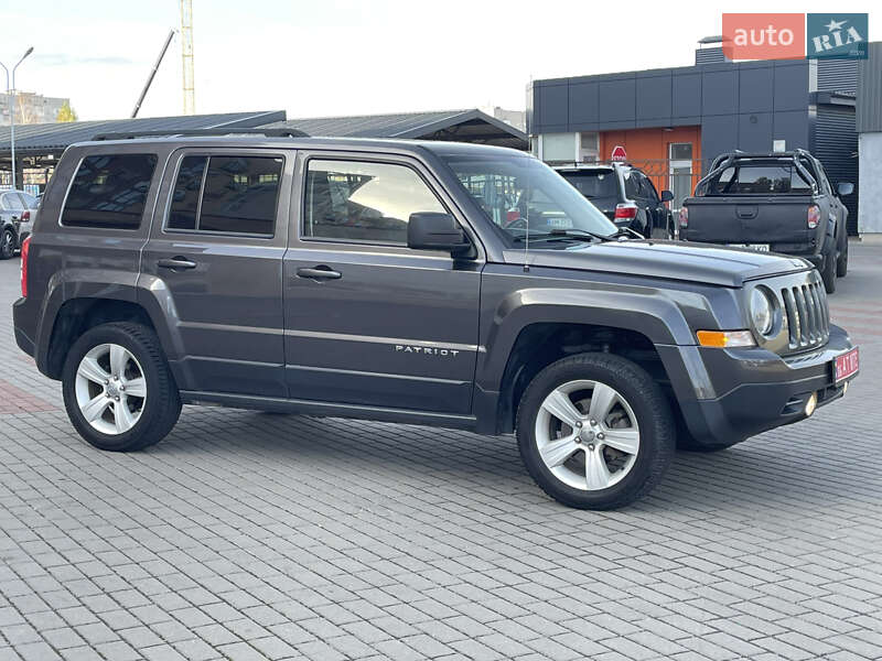 Внедорожник / Кроссовер Jeep Patriot 2015 в Житомире