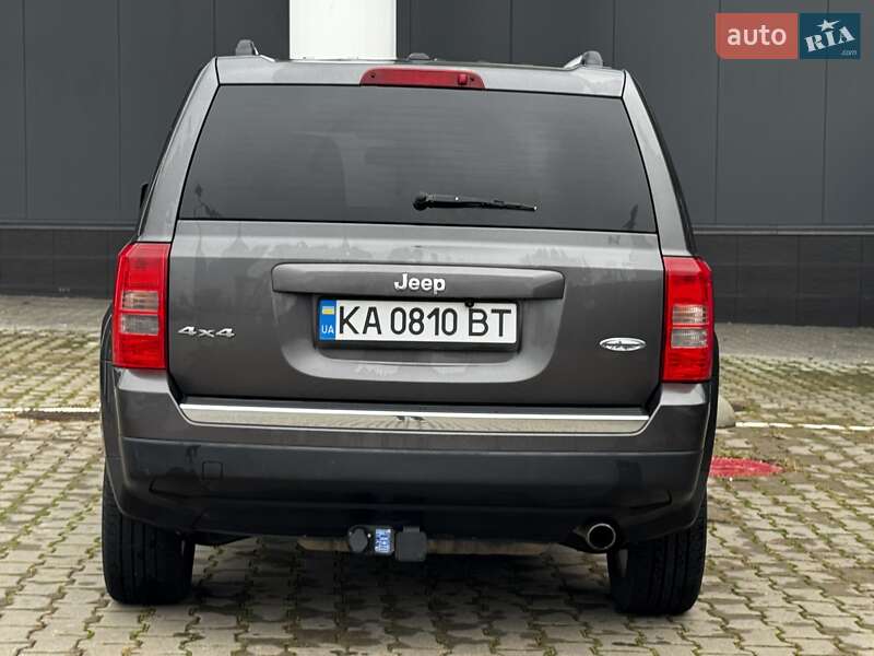 Позашляховик / Кросовер Jeep Patriot 2015 в Києві