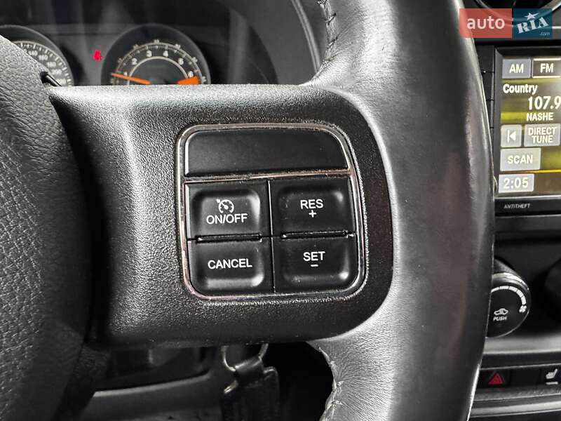 Позашляховик / Кросовер Jeep Patriot 2015 в Києві