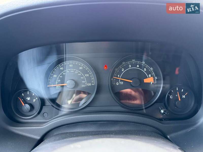 Внедорожник / Кроссовер Jeep Patriot 2015 в Киеве фото 17 Внедорожник / Кроссовер Jeep Patriot 2015 в Киеве