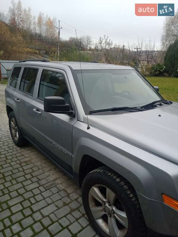 Внедорожник / Кроссовер Jeep Patriot 2016 в Киеве