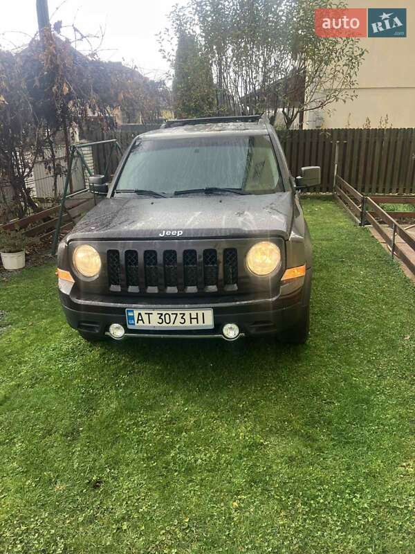 Позашляховик / Кросовер Jeep Patriot 2014 в Калуші