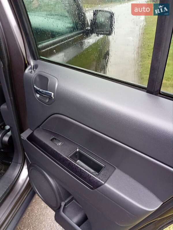 Позашляховик / Кросовер Jeep Patriot 2016 в Рівному фото 15 Позашляховик / Кросовер Jeep Patriot 2016 в Рівному