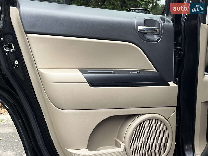 Внедорожник / Кроссовер Jeep Patriot 2012 в Киеве