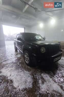 Внедорожник / Кроссовер Jeep Patriot 2010 в Изюме