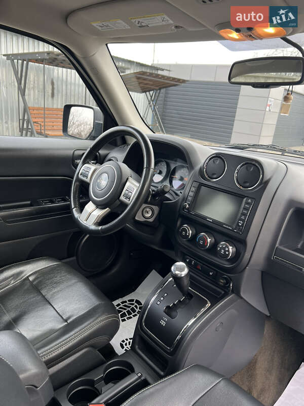 Позашляховик / Кросовер Jeep Patriot 2015 в Білій Церкві