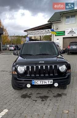 Внедорожник / Кроссовер Jeep Patriot 2015 в Трускавце