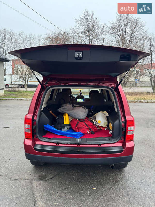 Внедорожник / Кроссовер Jeep Patriot 2015 в Киеве