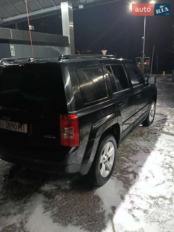 Позашляховик / Кросовер Jeep Patriot 2011 в Вишгороді фото 3 Позашляховик / Кросовер Jeep Patriot 2011 в Вишгороді