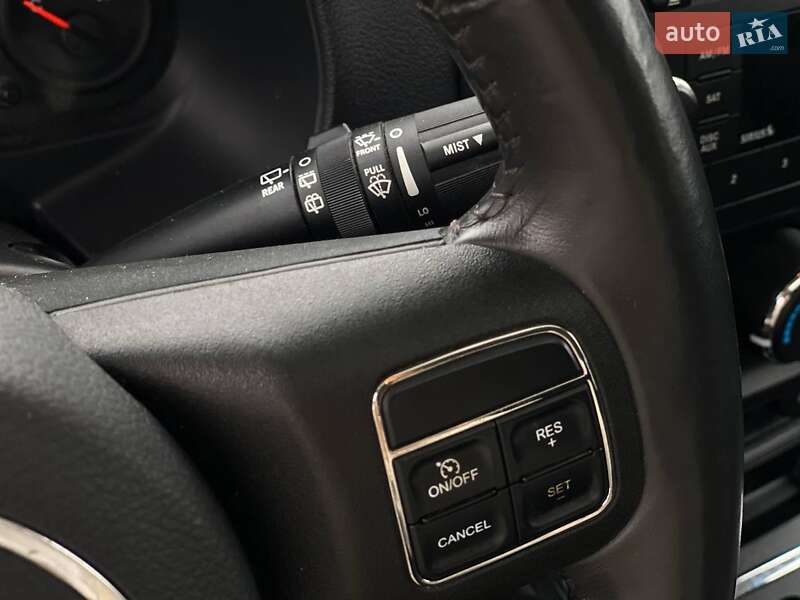 Позашляховик / Кросовер Jeep Patriot 2012 в Києві фото 24 Позашляховик / Кросовер Jeep Patriot 2012 в Києві