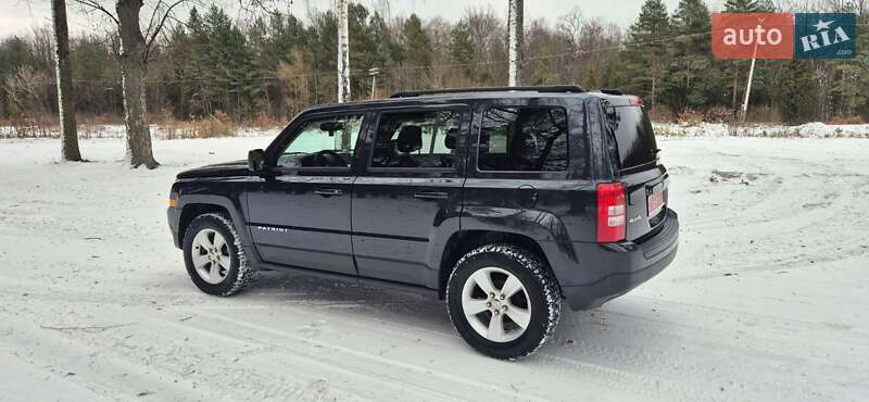 Позашляховик / Кросовер Jeep Patriot 2014 в Дубні