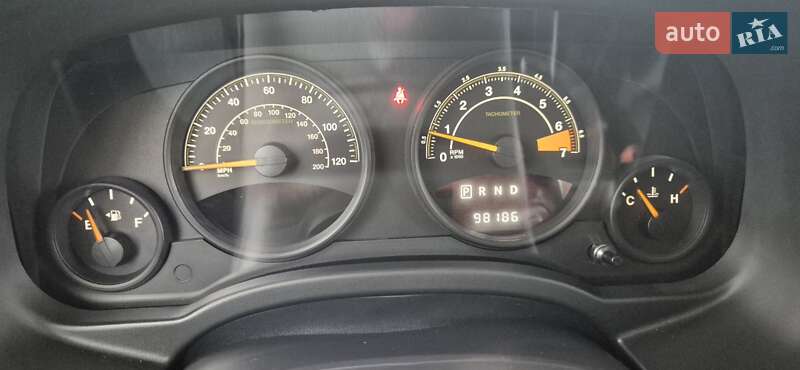 Позашляховик / Кросовер Jeep Patriot 2014 в Дубні