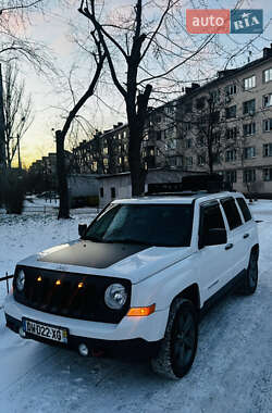 Позашляховик / Кросовер Jeep Patriot 2015 в Києві