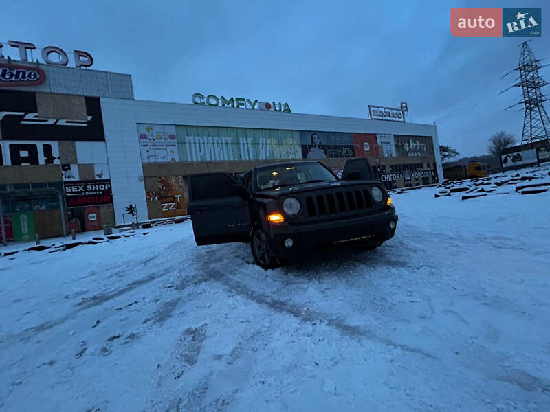 Позашляховик / Кросовер Jeep Patriot 2015 в Краматорську