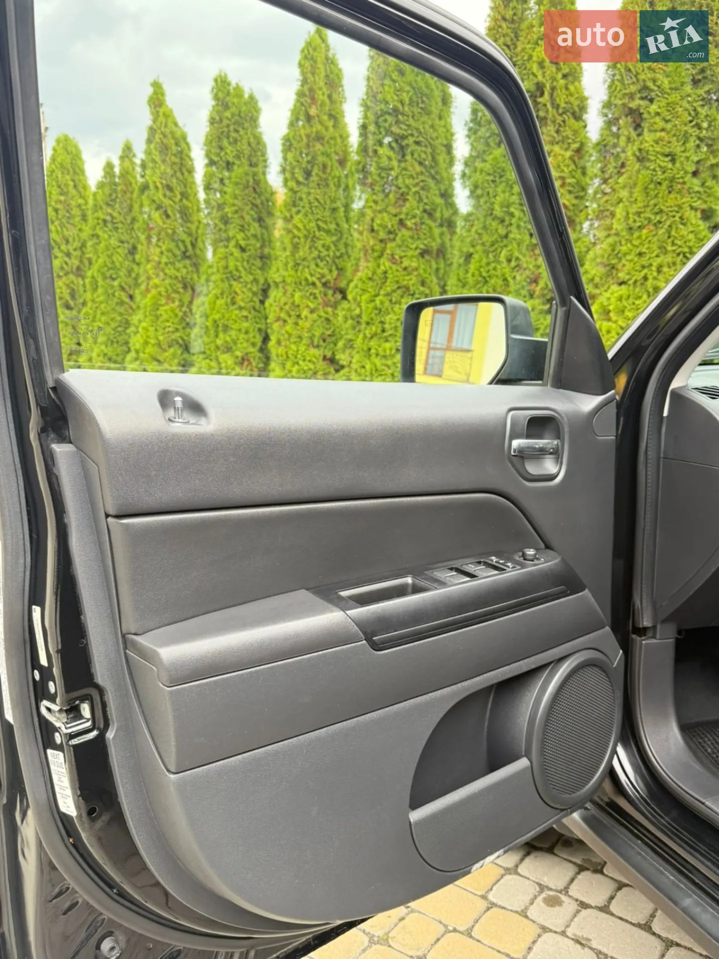 2012 Jeep Liberty (Patriot) - мініатюра 6