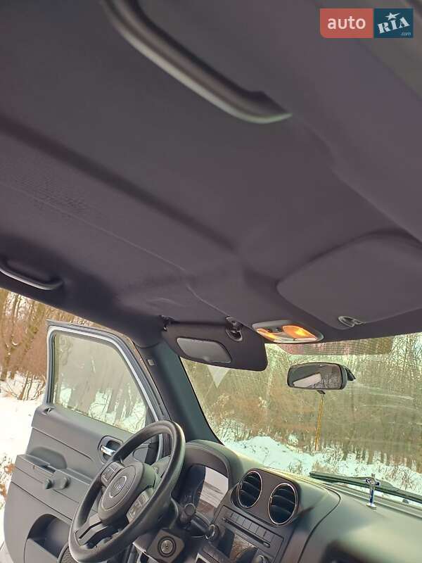 Внедорожник / Кроссовер Jeep Patriot 2015 в Львове