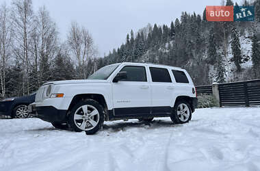 Внедорожник / Кроссовер Jeep Patriot 2015 в Сколе