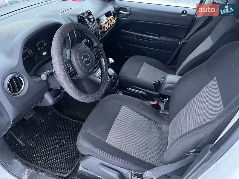 Внедорожник / Кроссовер Jeep Patriot 2015 в Сколе