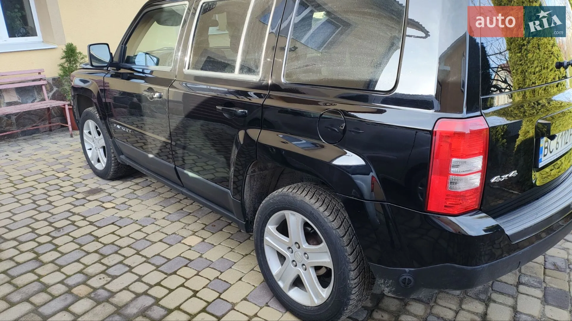 2012 Jeep Liberty (Patriot) - мініатюра 32