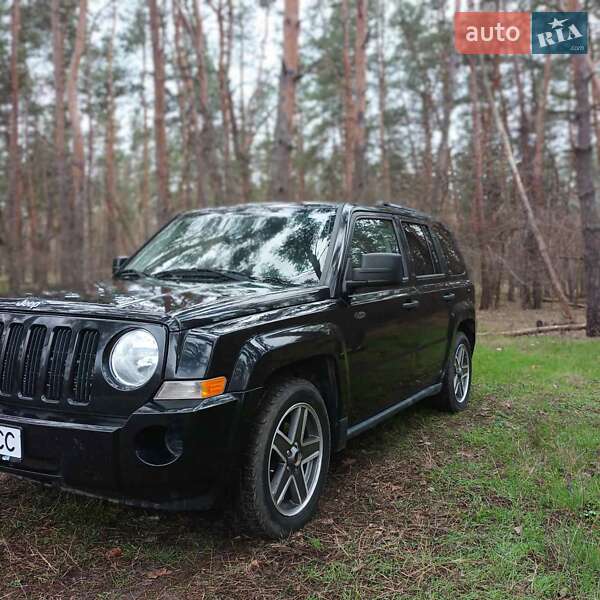 Внедорожник / Кроссовер Jeep Patriot 2008 в Кропивницком