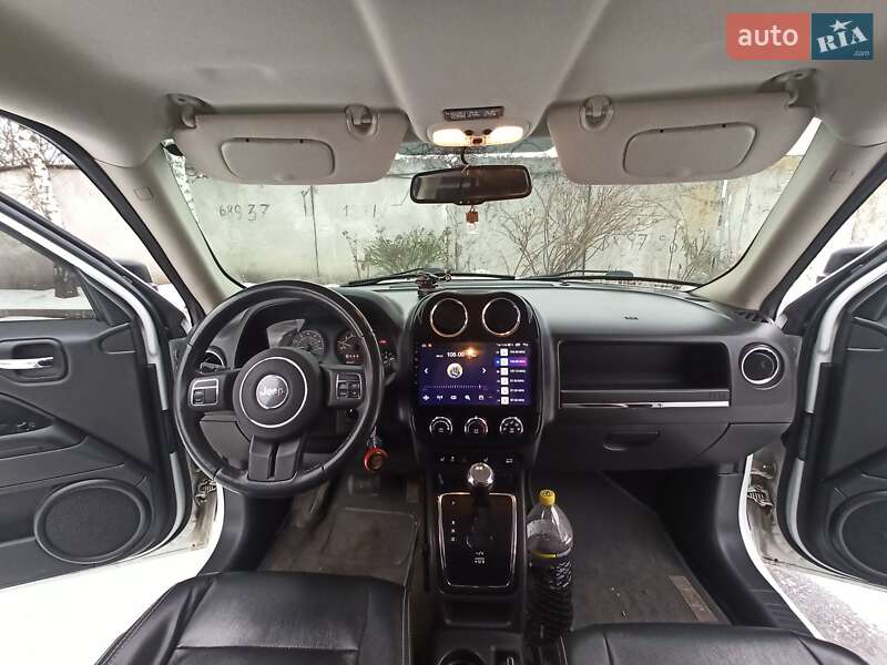 Внедорожник / Кроссовер Jeep Patriot 2016 в Хмельницком