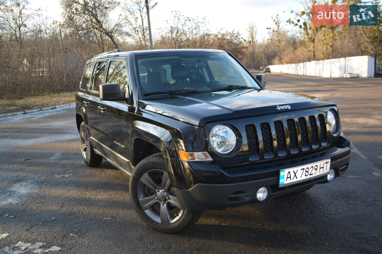 2015 Jeep Liberty (Patriot) - мініатюра 15