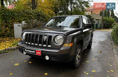 Внедорожник / Кроссовер Jeep Patriot 2015 в Киеве