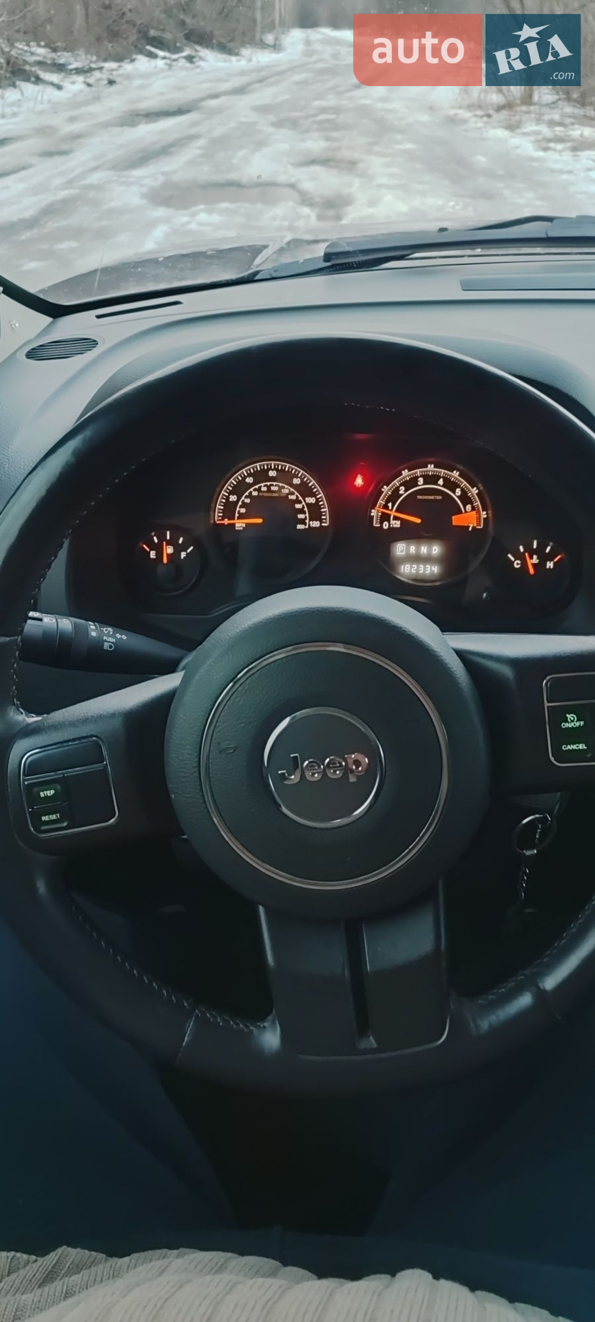 2015 Jeep Liberty (Patriot) - мініатюра 14
